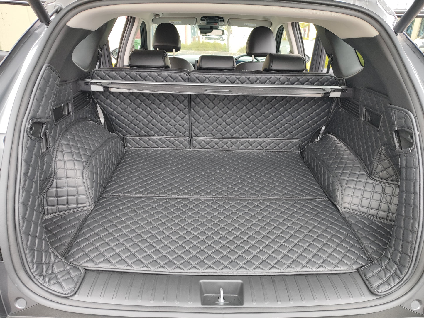 Custom-made boot liner for Hyundai Tucson 2021-2025