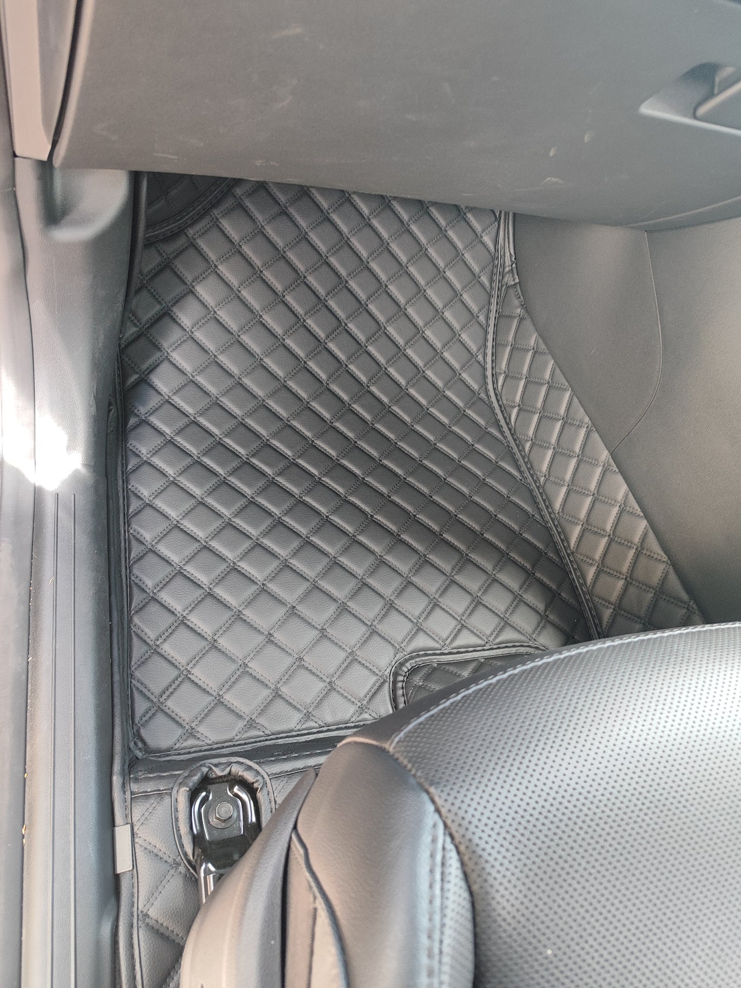 Custom-made floor mats for Hyundai Tucson 2021-2025