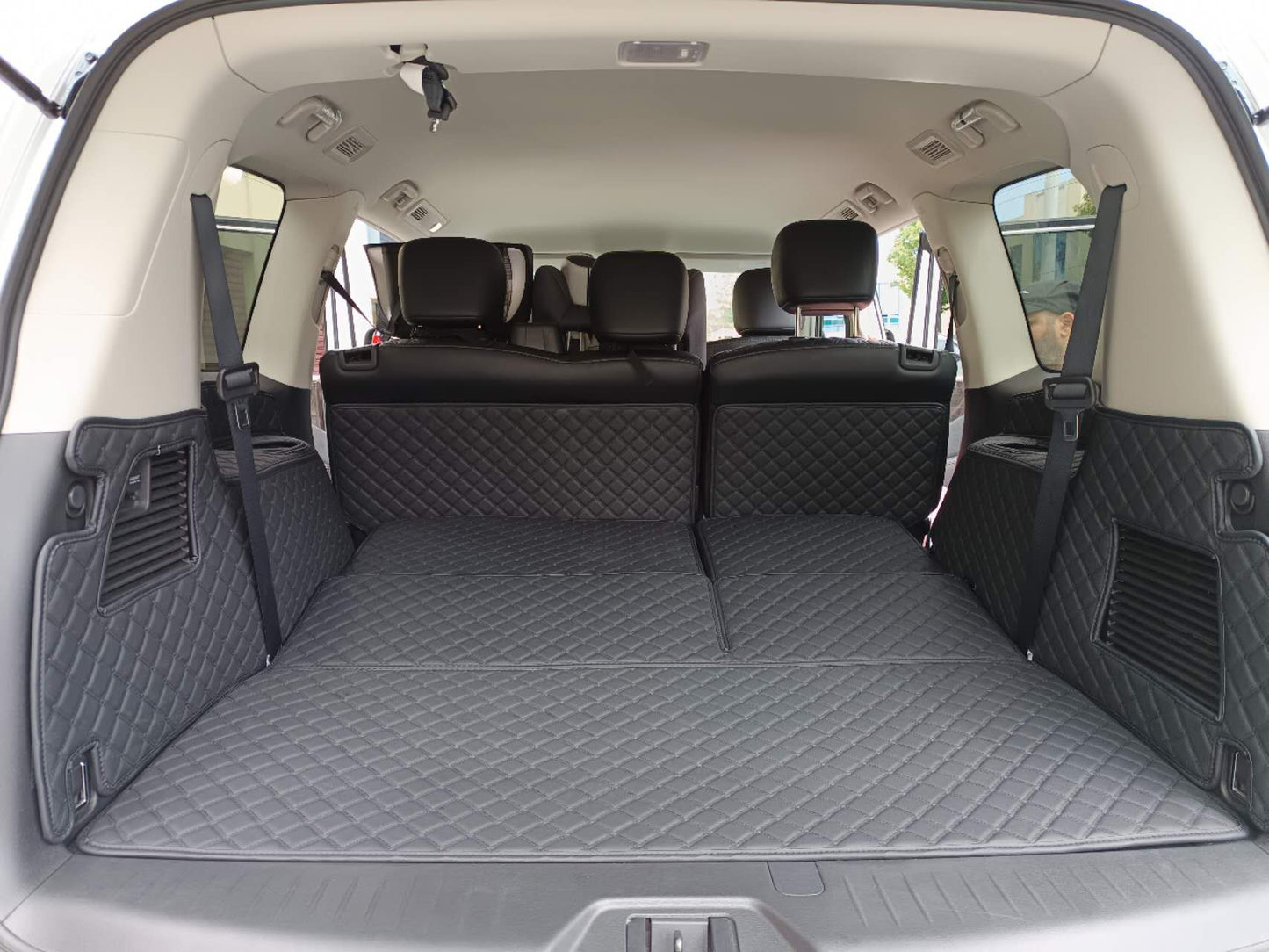 Custom-made boot liner for Nissan Patrol Y62
