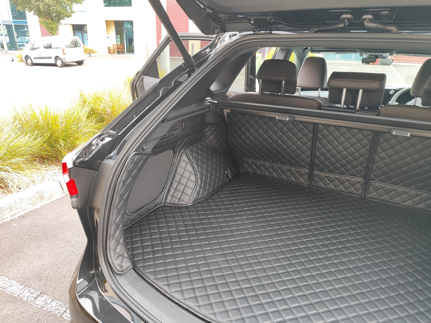 Custom-made boot liner for Lexus RX series 5 seater 2023-2025