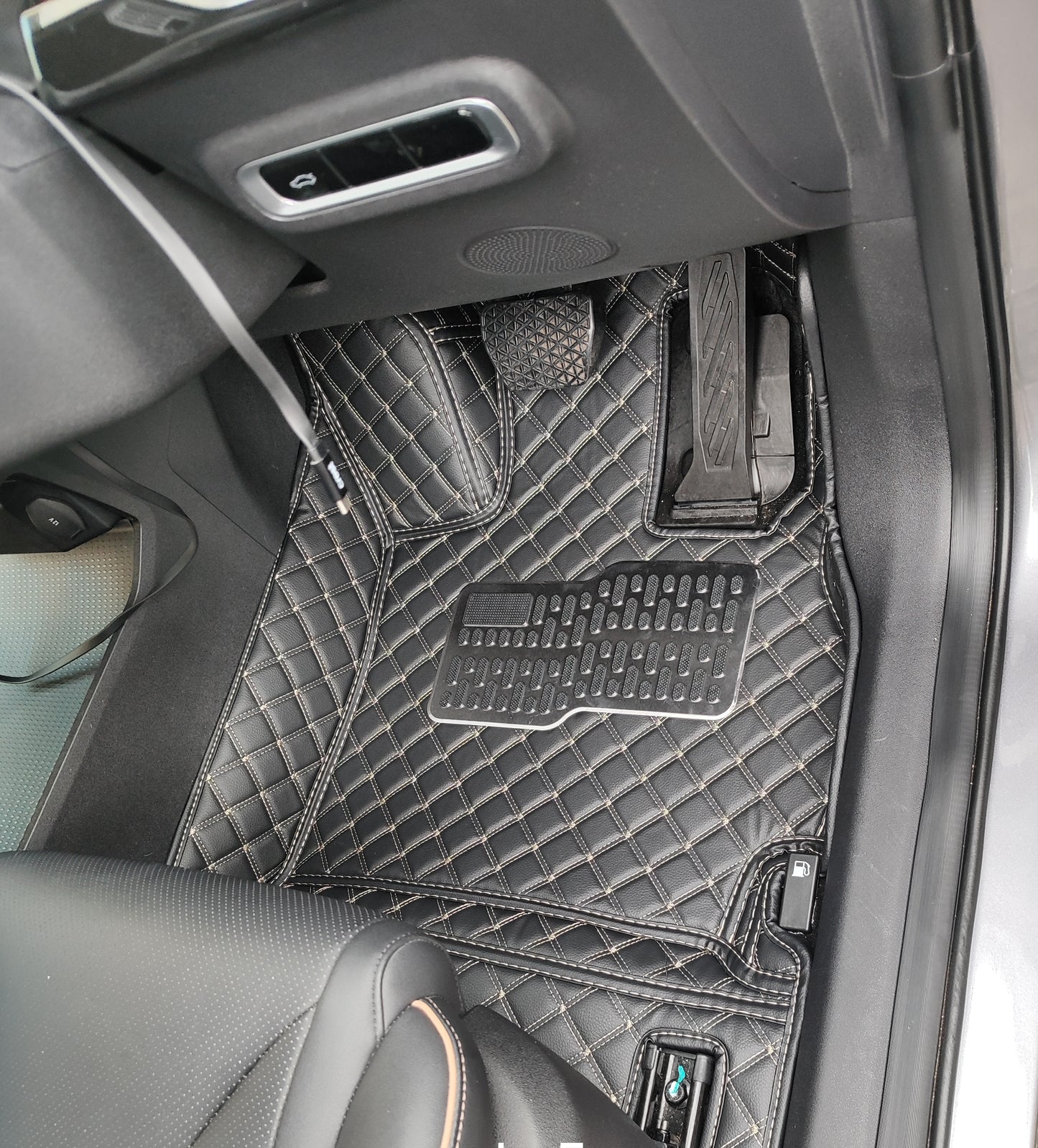 Custom-made floor mats for Chery Omoda 5 2022-2025