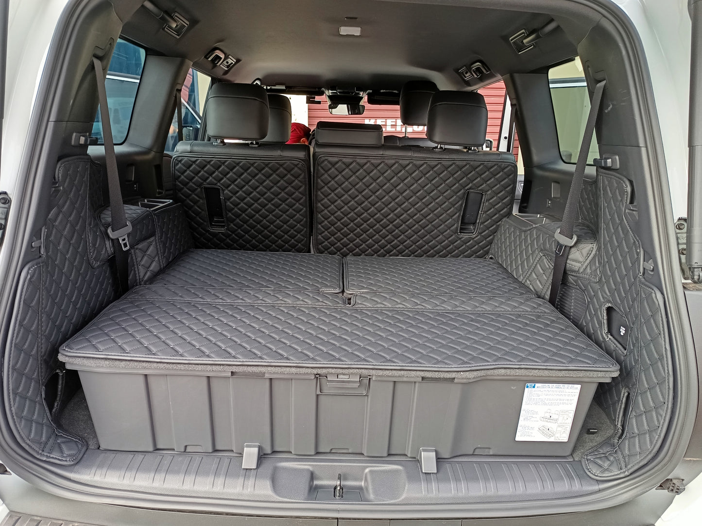 Custom-made boot liner for Land cruiser Prado J250 7 seater